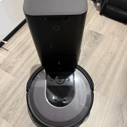 iRobot Roomba i7 