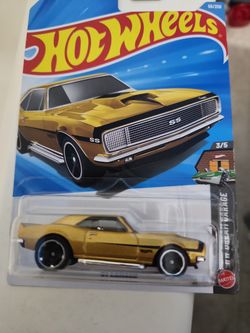hot wheels 67 chevy camaro moc