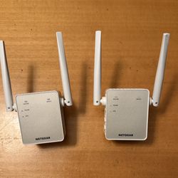 NETGEAR Wi-Fi Range Extender 