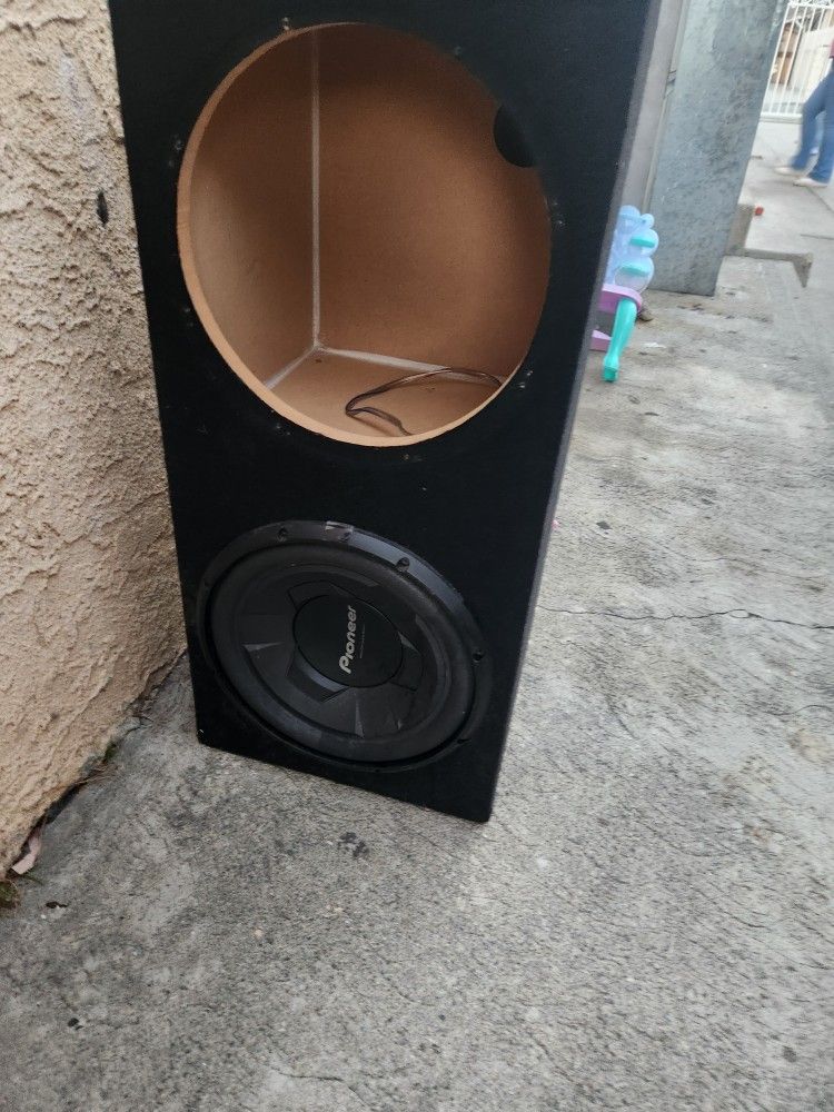 Pioneer 12" Sub