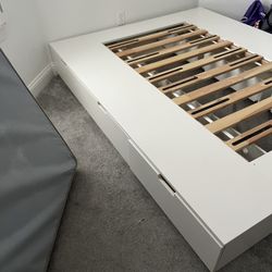 Ikea Queen Bedframe with six storage drawers underneath