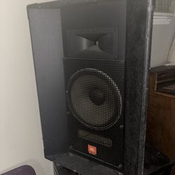 Speakers And Receiver