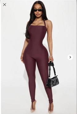 Burgundy Wine 🍷 Halter Jumpsuit Medium