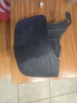 OEM Toyota Tundra Passenger Side Mud Flap w/ Hardware (2000–2006)