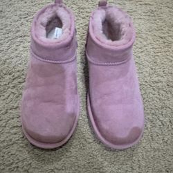 UGG Ultra Classic Mini, Size 5
