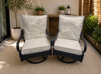Brand new patio furniture chairs