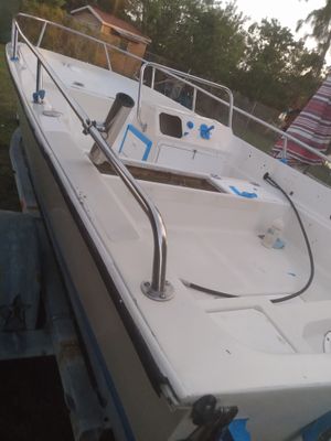 Photo 17' wahoo boat