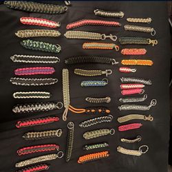 Paracord Keychain And Bracelets 
