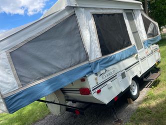 Pop up camper