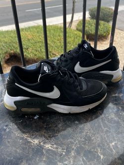 Nike Air Max Excee Black White Sneakers