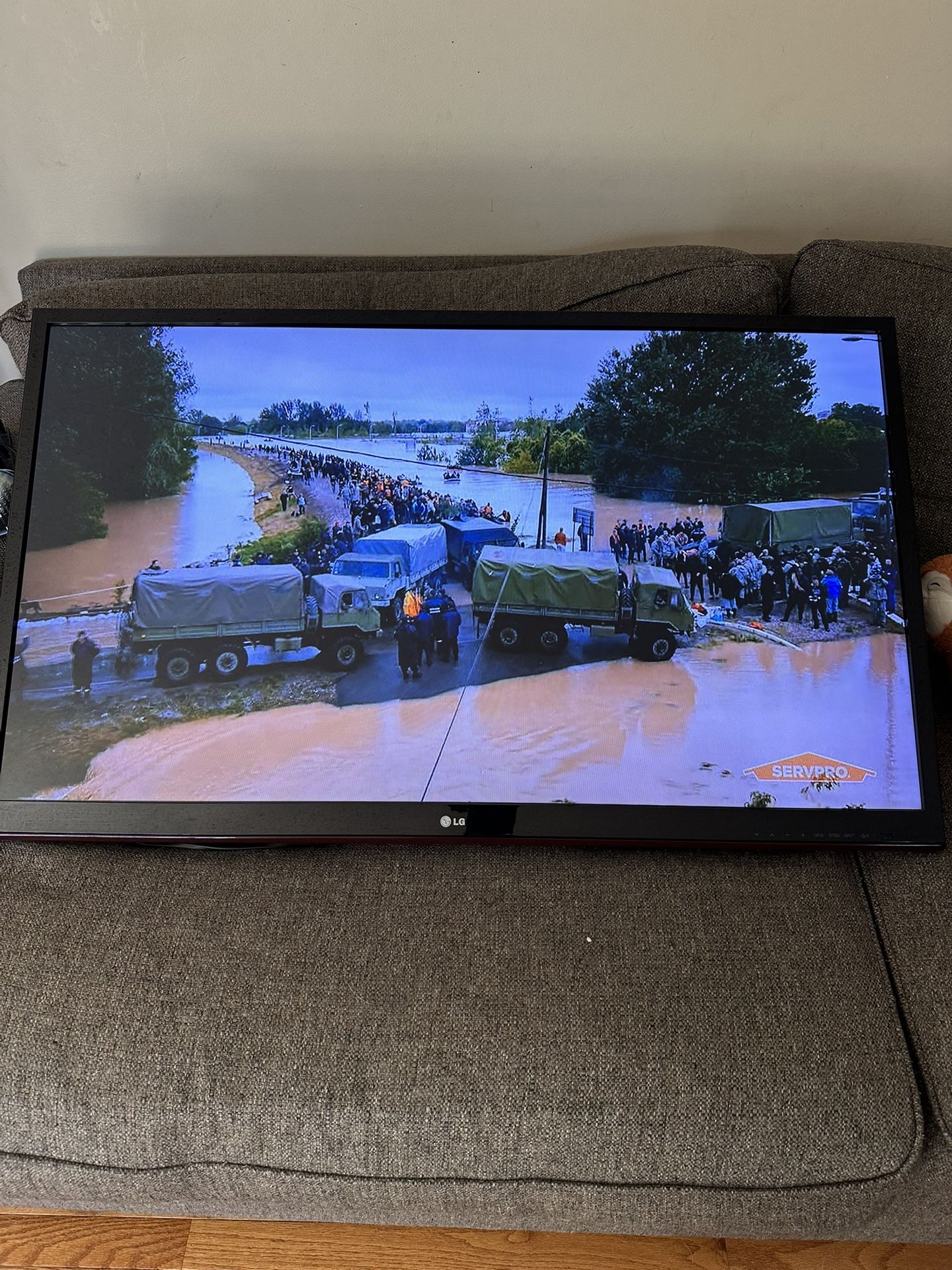 LG 47" CLASS FULL HD 1080p LED LCD TV (46.9" DIAGONAL)