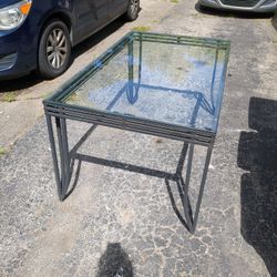 Table Indoor/ Outdoor 