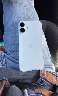 iPhone 16 plus factory unlocked