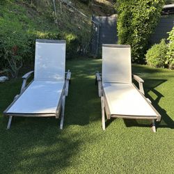 Lounge Chairs - Pottery Barn. Set Of 2 For Only $120!