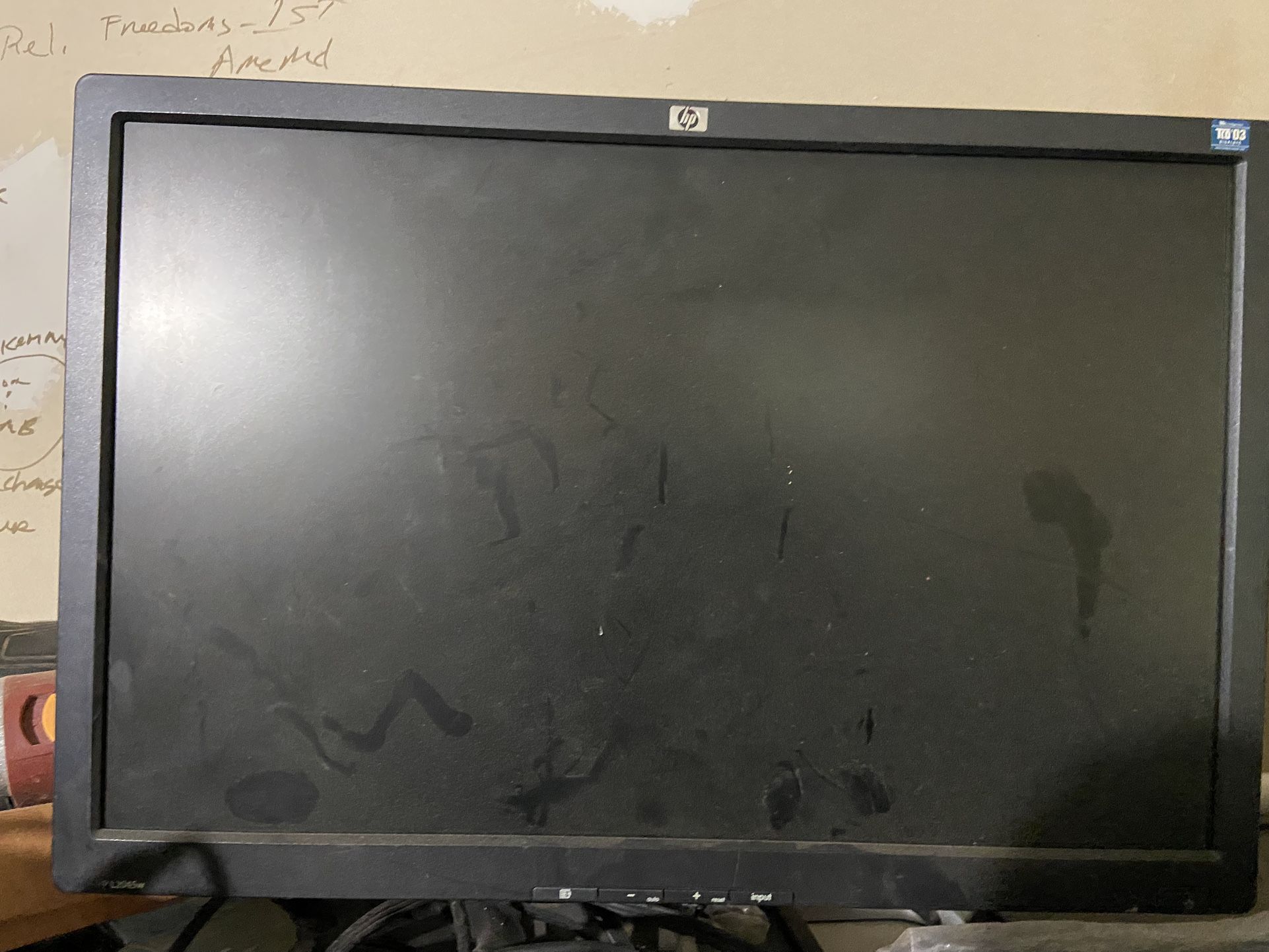 Screen. Both Are Working