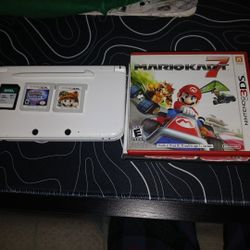 3ds LL + 32gb SD Card, Pokémon Moon, & Detective Pikachu, Mario Kart 7, And 3d Land With Stylus And A Charger 