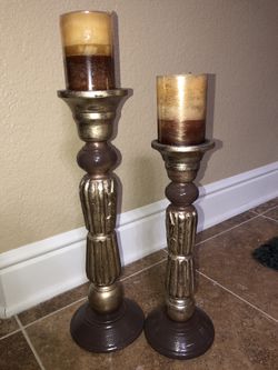 2 Candle holders with candles