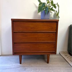 Dixie Mid Century Modern Nightstand | End Table