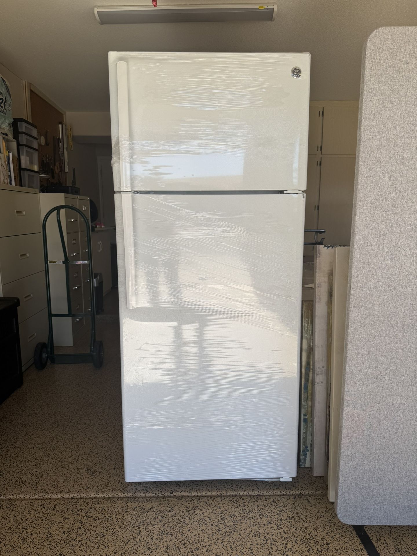 GE refrigerator