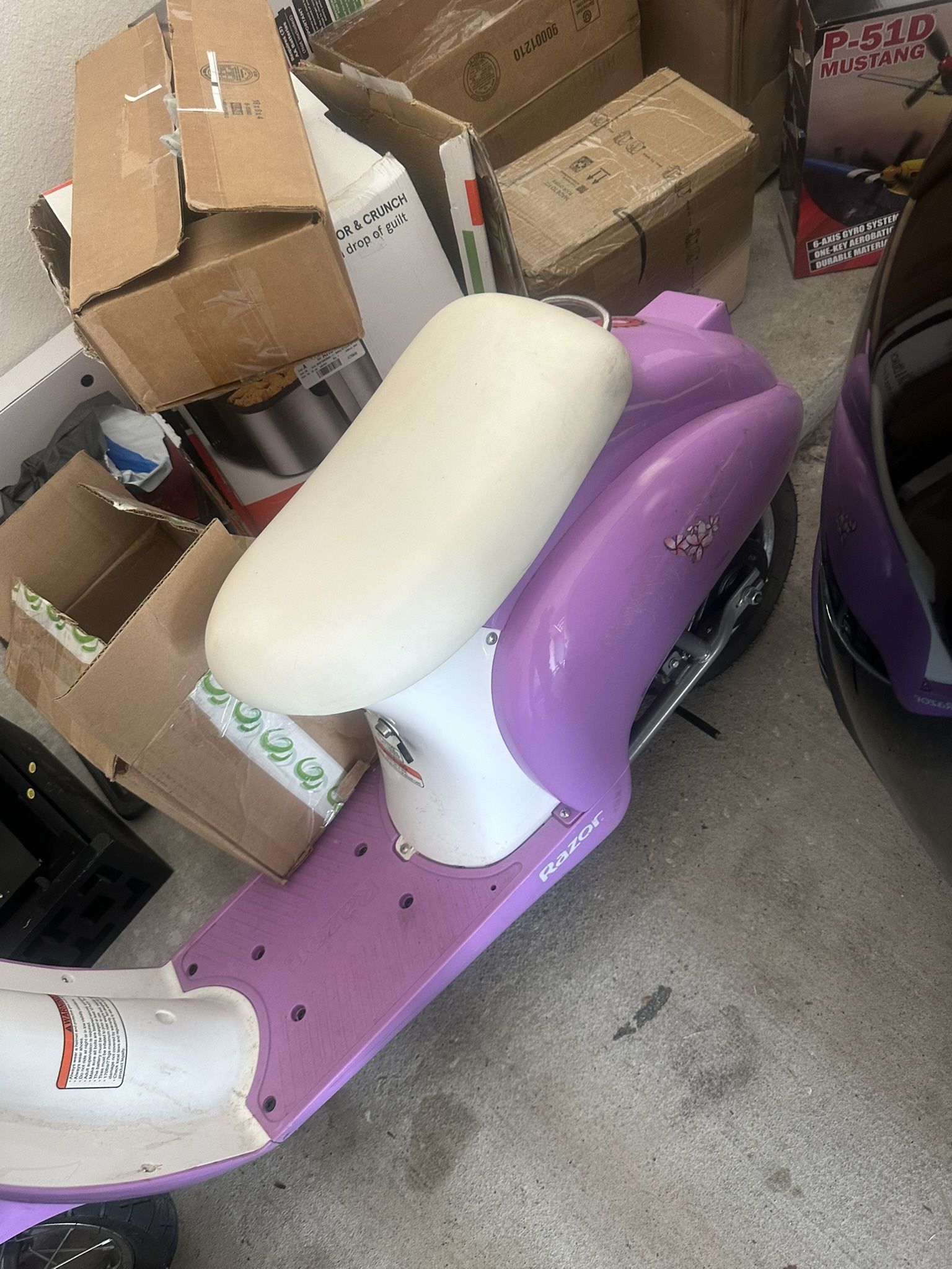 Razor Pocket Mod “Sweet Pea” Electric Scooter – Great Condition!