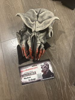 BLOOD MAYHEM MONSTER HALLOWEEN MASK