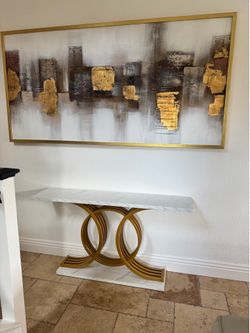 Table & picture decor