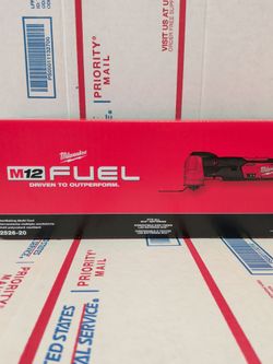 Milwaukee Fuel M12 multi-tool oscillating MultiTool