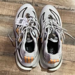 Adidas AlphaBoost V1 Size 11