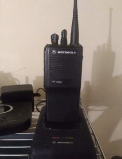 Motorola HT1000