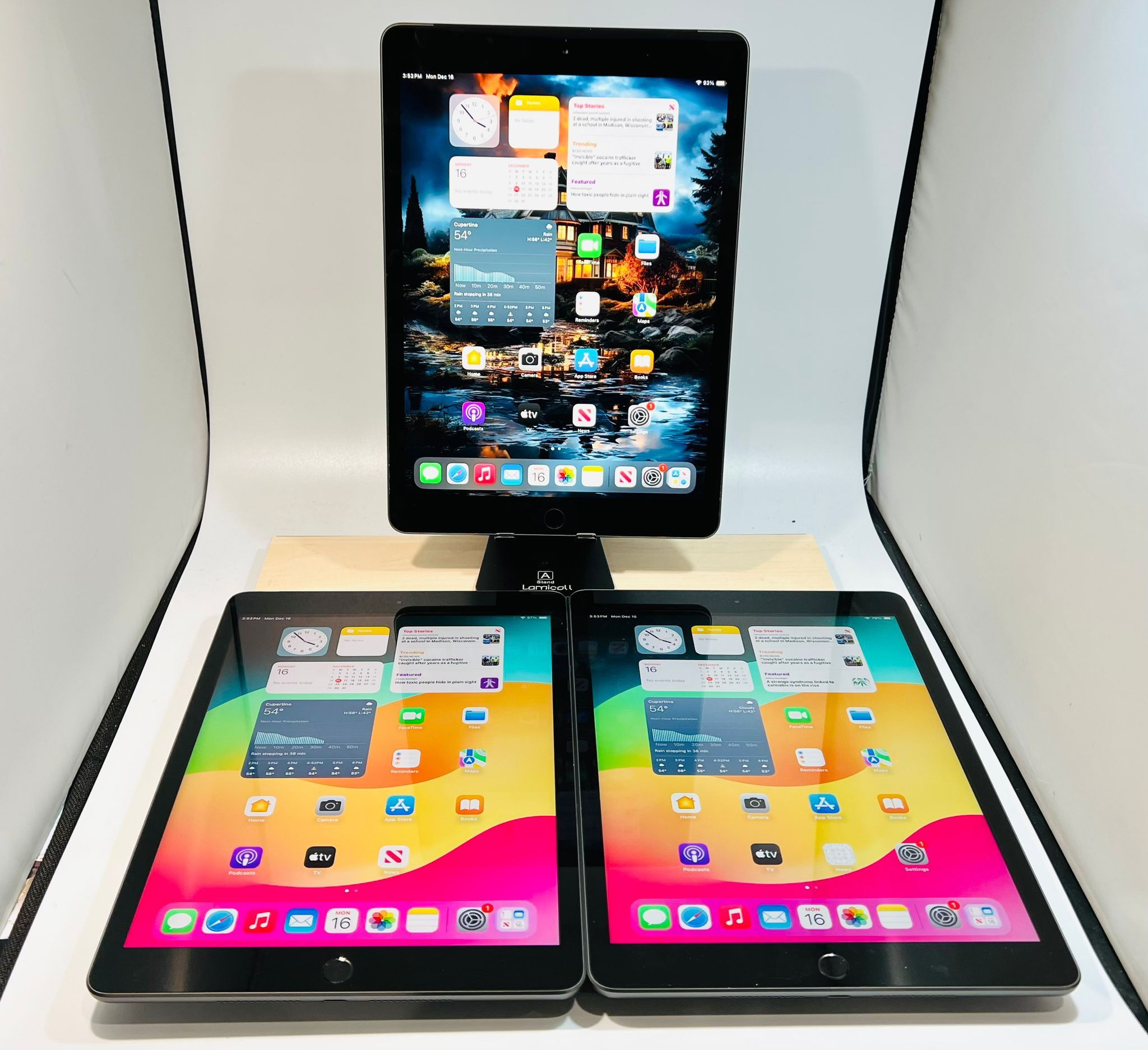 Apple iPAD 7th GEN 32GB CELLULAR 10.2” Display $180 each