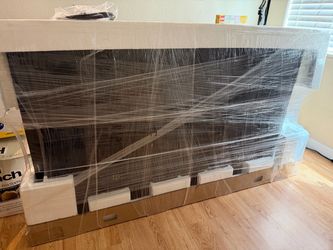 65 in Vizio w/ wall mount