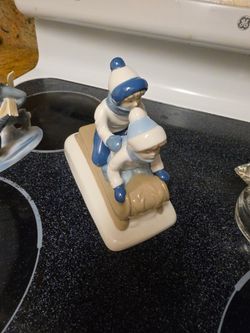 Porcelain Figurine,  Girls  On Sled, Porcelana de Cuernavaca Mexico 1992