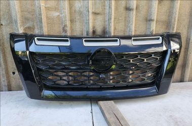 2022-2025 Nissan Pathfinder Front Grille OEM