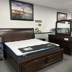 4PC King Bedroom Set