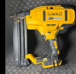 ​DeWalt 20V XR Brushless 18GA Brad Nailer