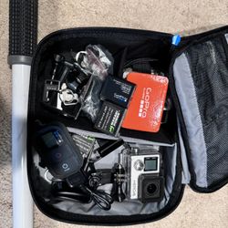 GoPro 4 With Accessories 