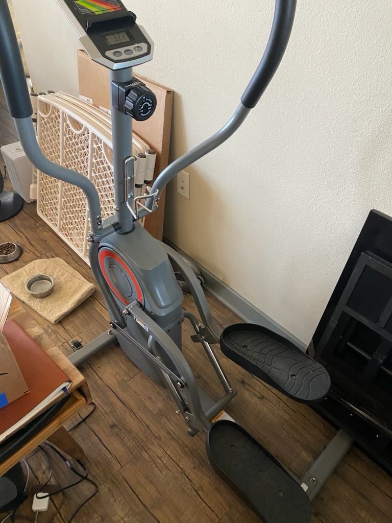 Smooth & Sturdy Sunny Elliptical - Ready to Roll!
