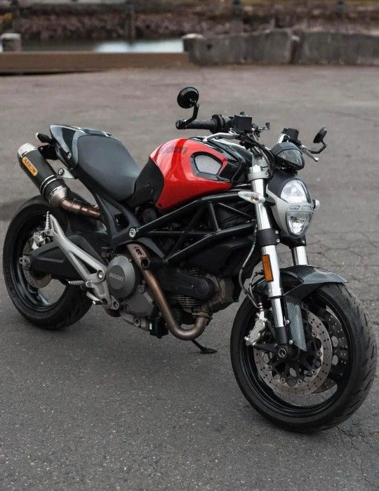 2011 Ducati Monster