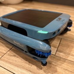 BeatBot Iskim Ultra – Smart Cordless Pool Skimmer