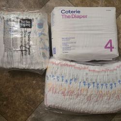 Diapers lot size 4
