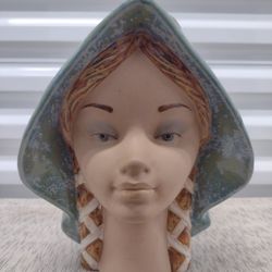 Lladro Figurine #4946