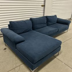 Comfy Blue Sectional 🛋️ FREE SHIPPING 🚚