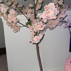 Pink Glam Furniture Set With Decors