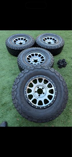 Method jeep rubicon wheels and tires jeep Sahara