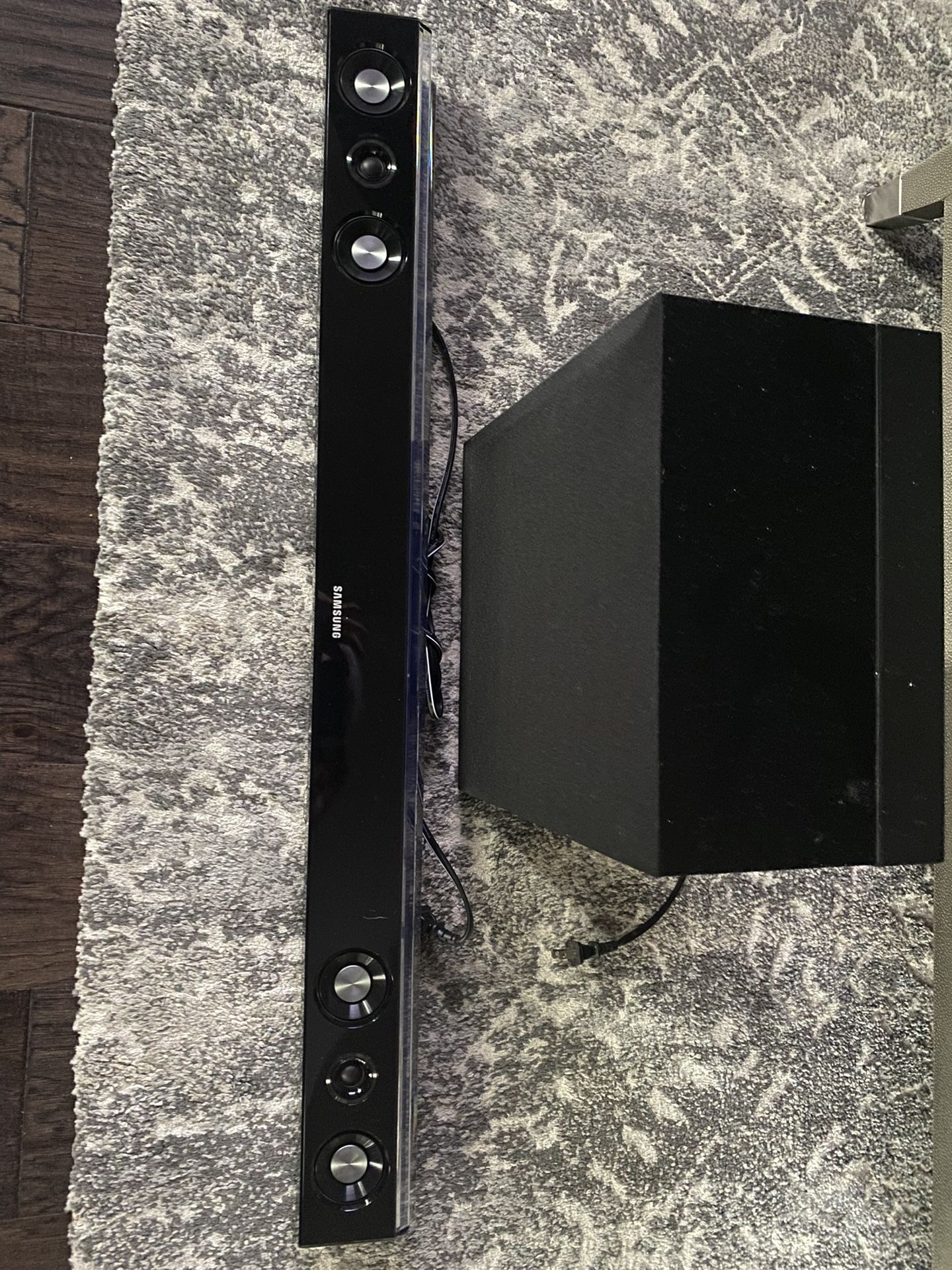 Samsung TV Sound Bar and Woofer