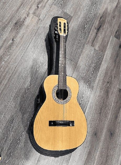 Acoustic Guitar - Rich Sound and Timeless Style pass religious