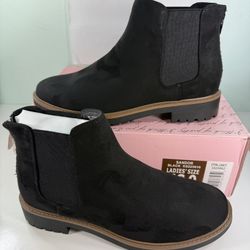 NEW KENSIE Women's Kayla Suede Ankle Boots - Black - size 9