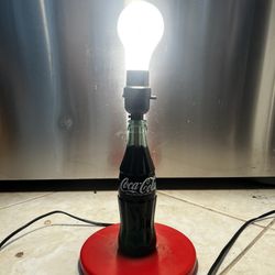 VINTAGE 1998 Coca-Cola Bottle Lamp with Red Plastic Base WORKS GREAT!