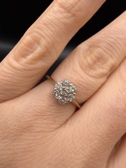14K white gold natural diamonds beautiful ring 2.3g