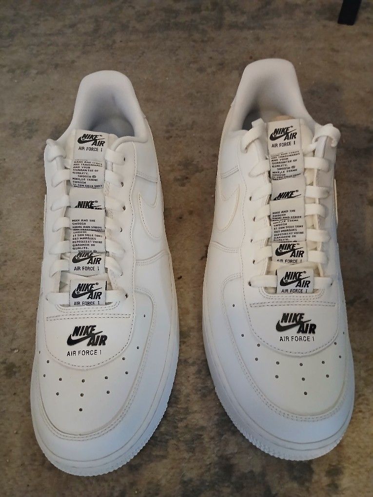 9 NEW PAIRS MEN'S NIKE SHOES